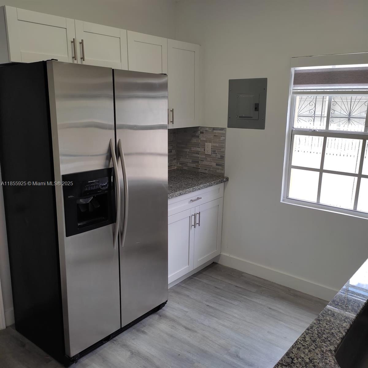 860 NW 118th St
