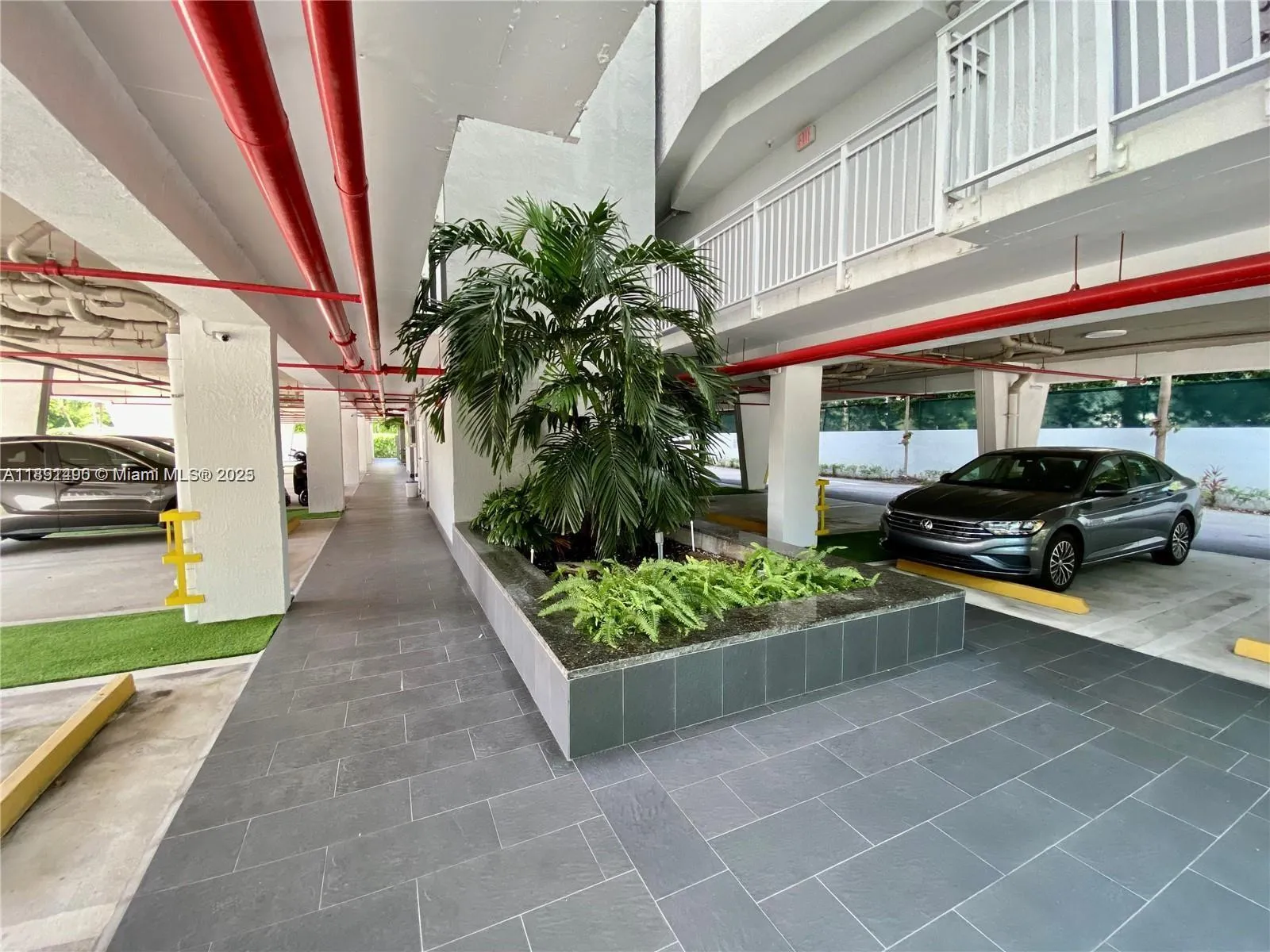 Miami, Florida 33129, United States, 1 Bedroom Bedrooms, ,2 BathroomsBathrooms,Residential,Active,224535