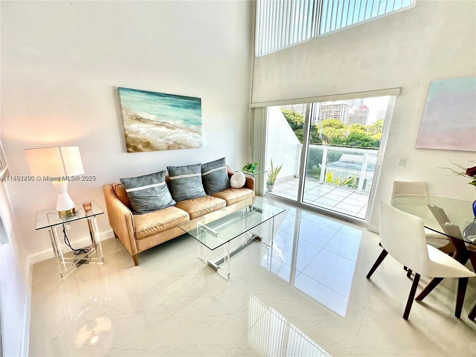 Miami, Florida 33129, United States, 1 Bedroom Bedrooms, ,2 BathroomsBathrooms,Residential,Active,224535