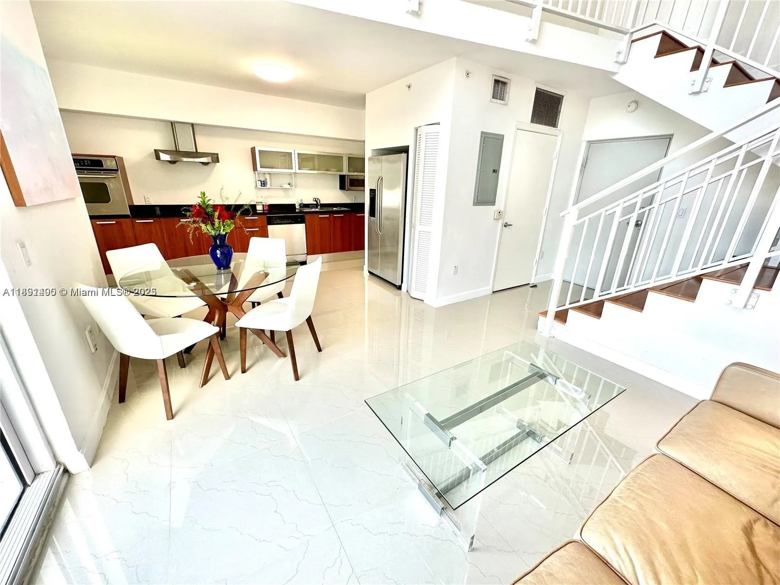 Miami, Florida 33129, United States, 1 Bedroom Bedrooms, ,2 BathroomsBathrooms,Residential,Active,224535