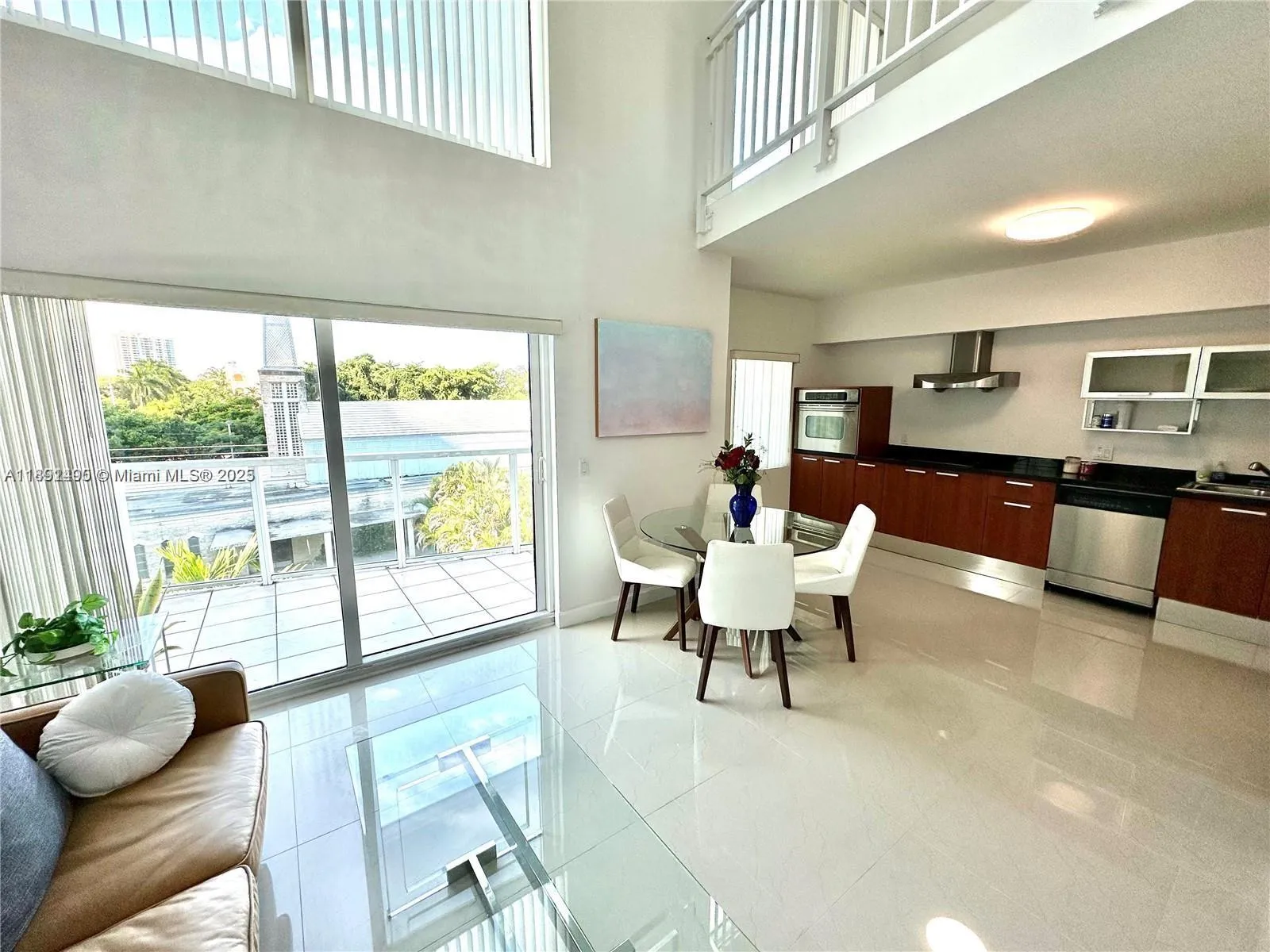 Miami, Florida 33129, United States, 1 Bedroom Bedrooms, ,2 BathroomsBathrooms,Residential,Active,224535