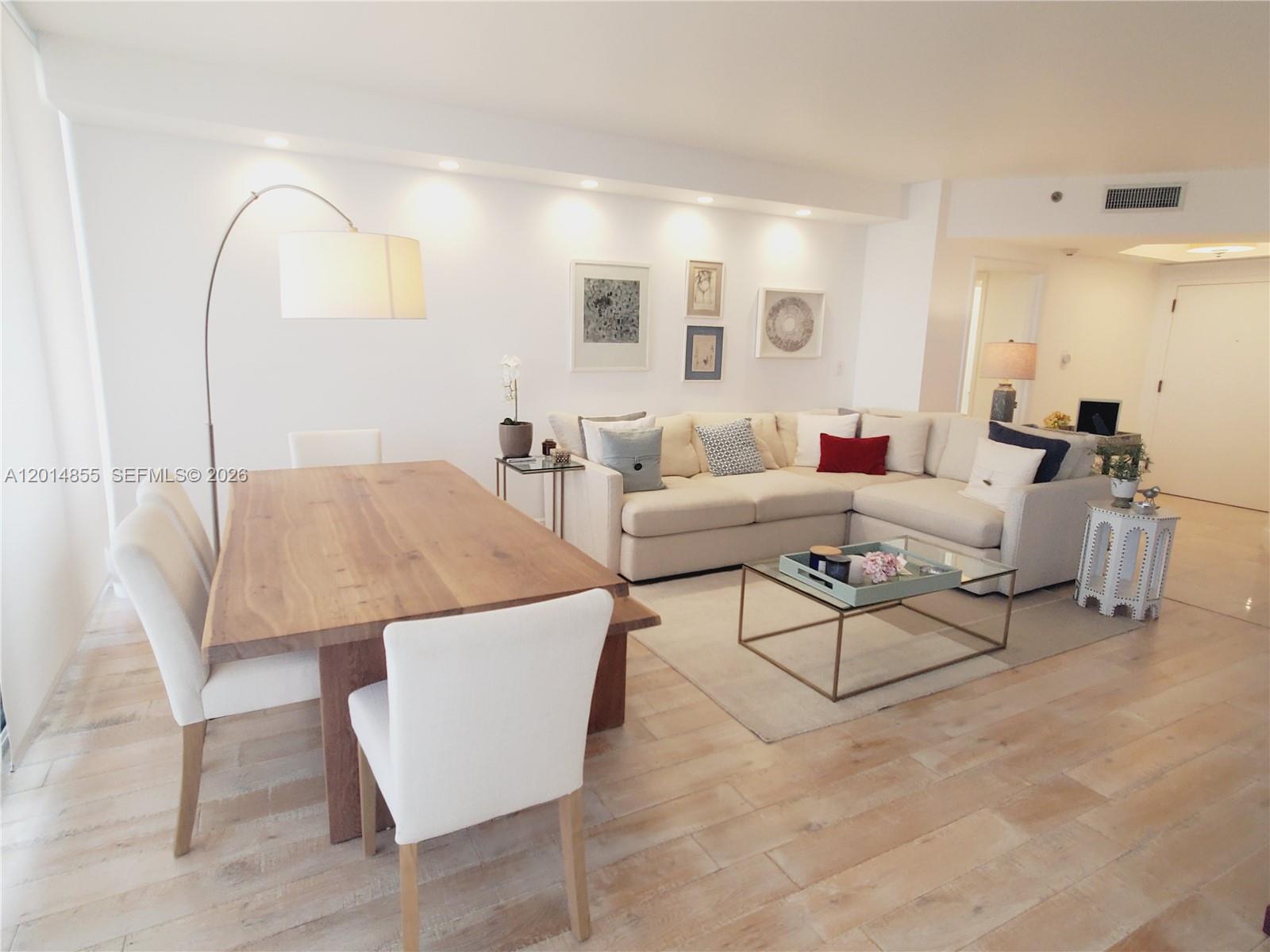 2000 ISL BLVD WILLIAMS IS - Residential Lease