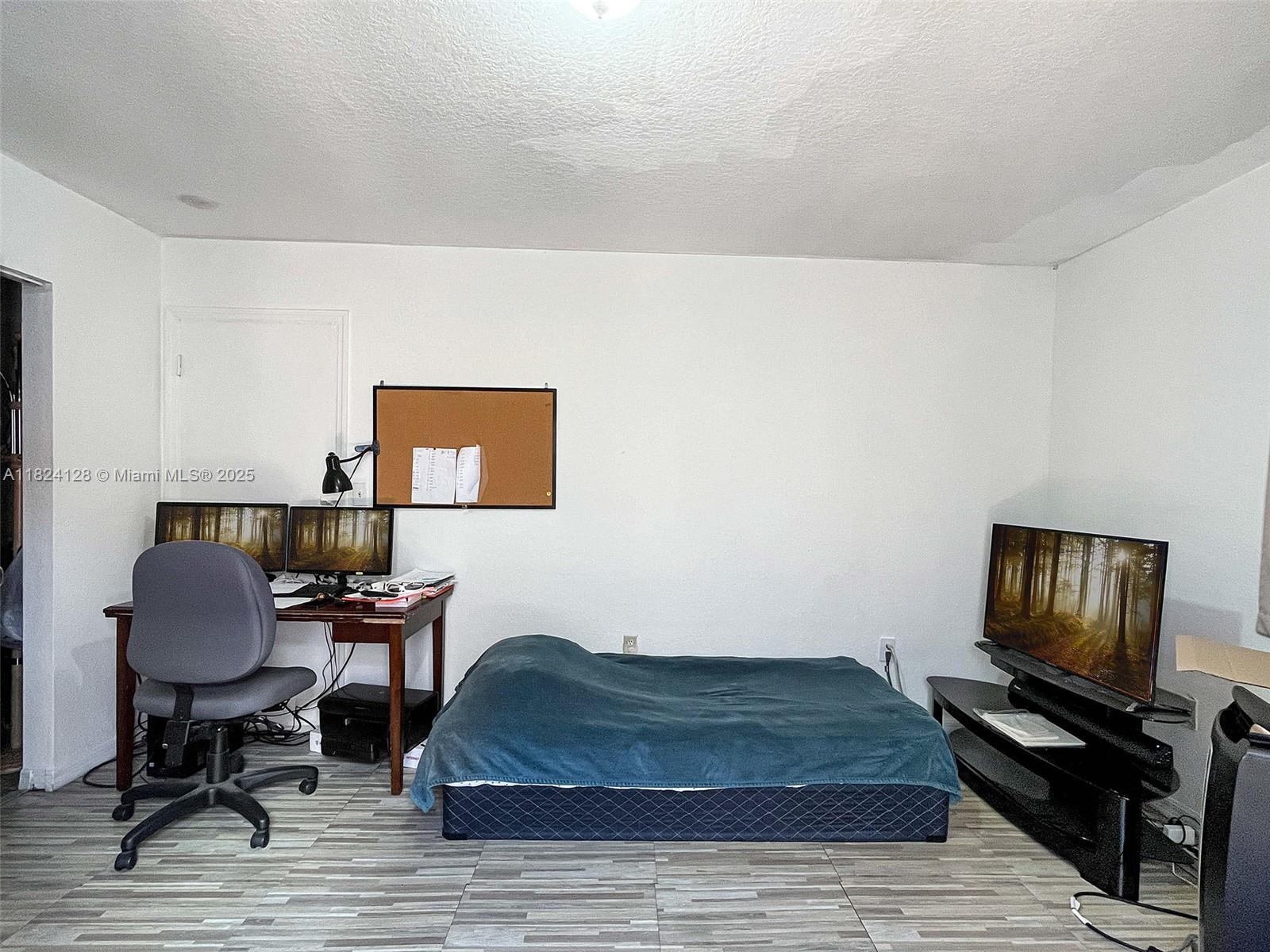 MAJESTIC ESTATES 2ND ADDN - Residential