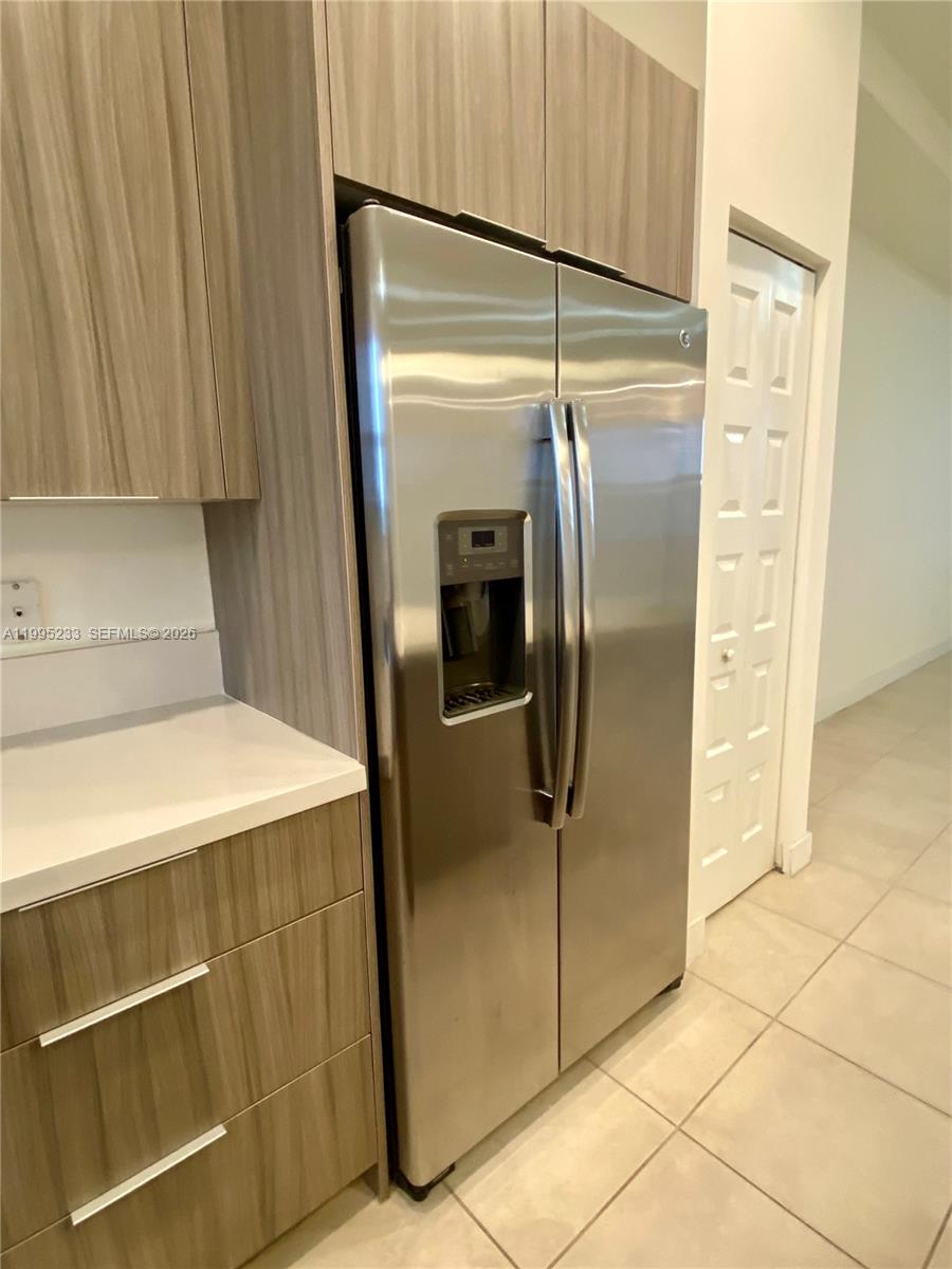 HIGHLAND AT PARK CENTRAL - Residential