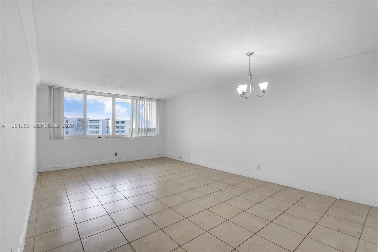 DADELAND PLACE CONDO - Residential