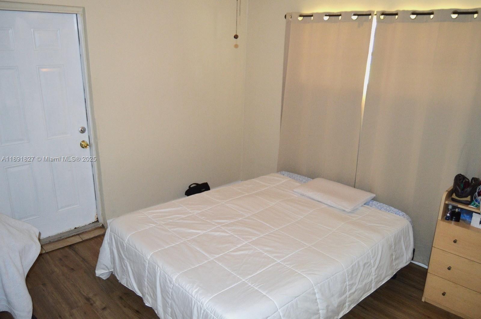 LINWOOD GARDENS - Residential