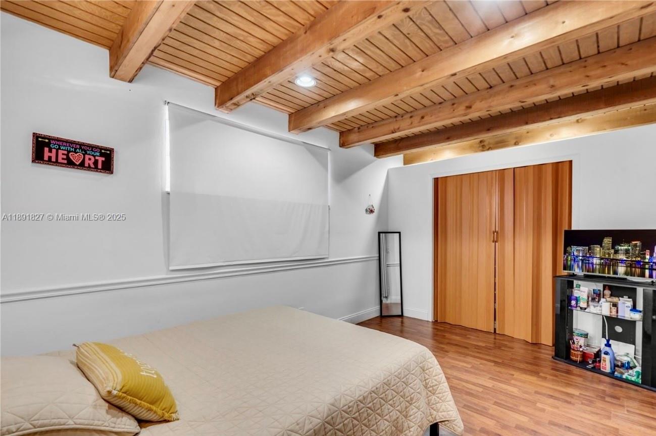 LINWOOD GARDENS - Residential