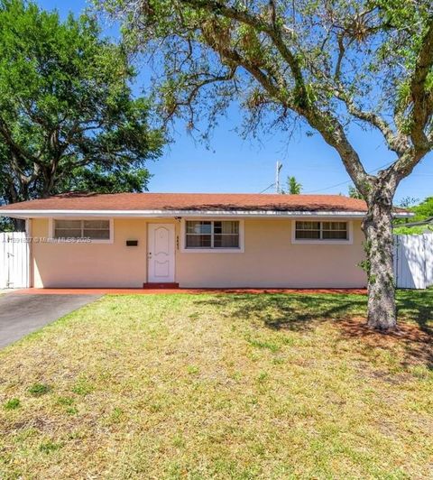 Photo of 6441 Allen St, Hollywood, FL 33024 (MLS # A11891827)