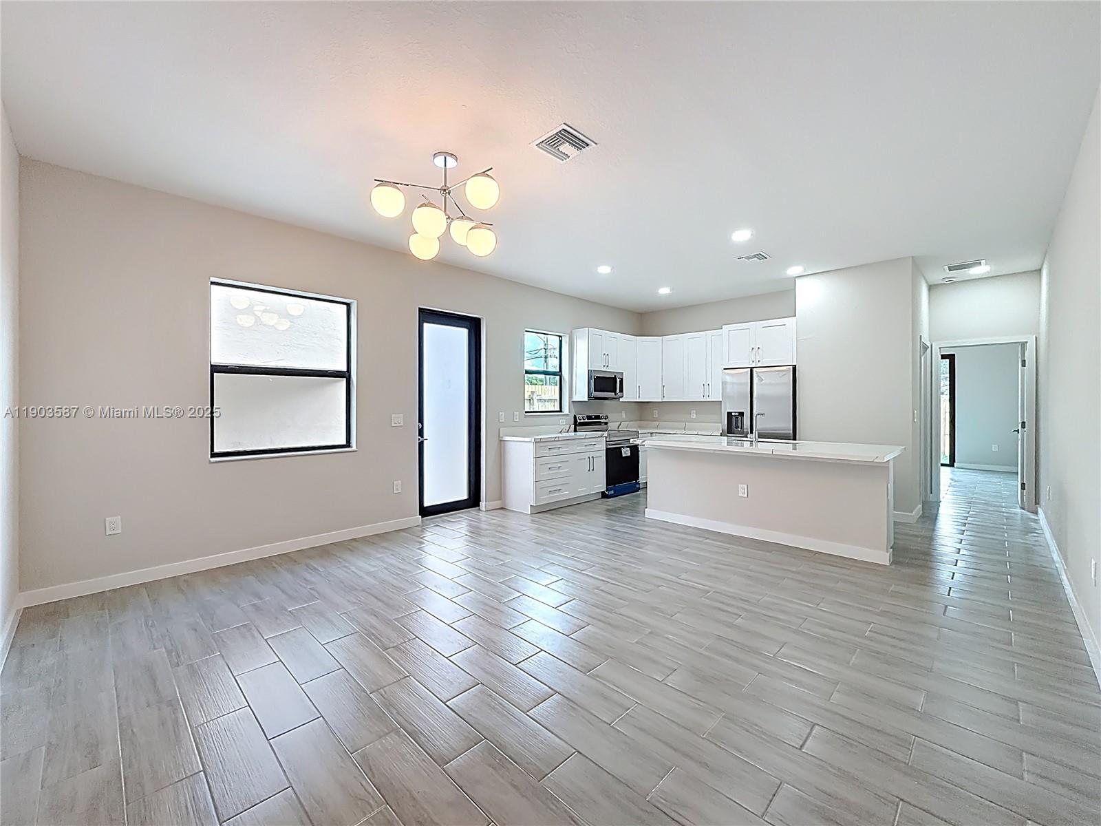 PROSPECT GARDENS - Residential Lease