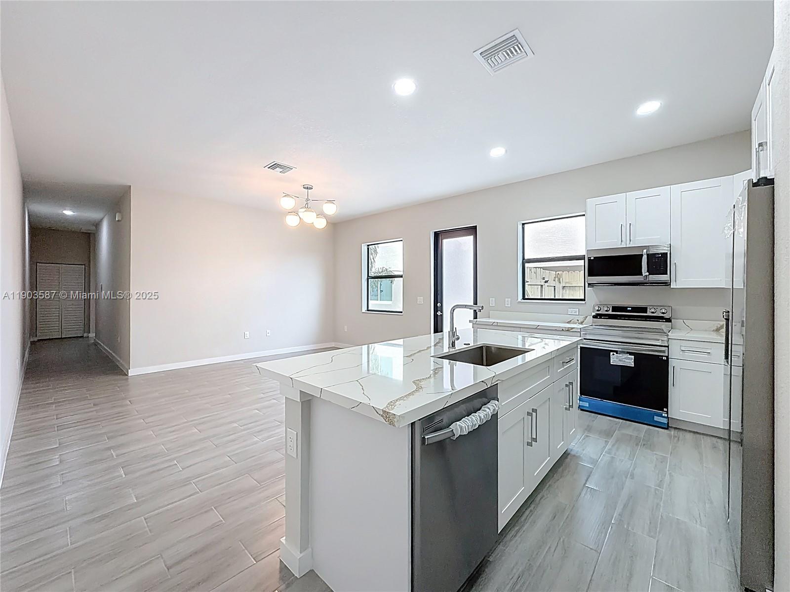 PROSPECT GARDENS - Residential Lease