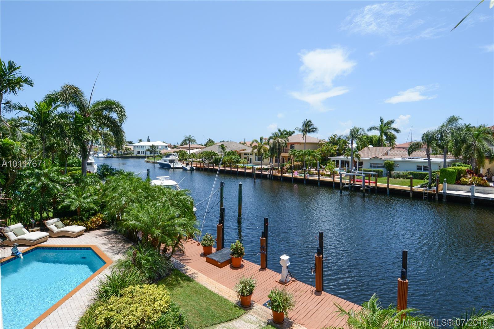 Lighthouse Point 4th Sec - Residential