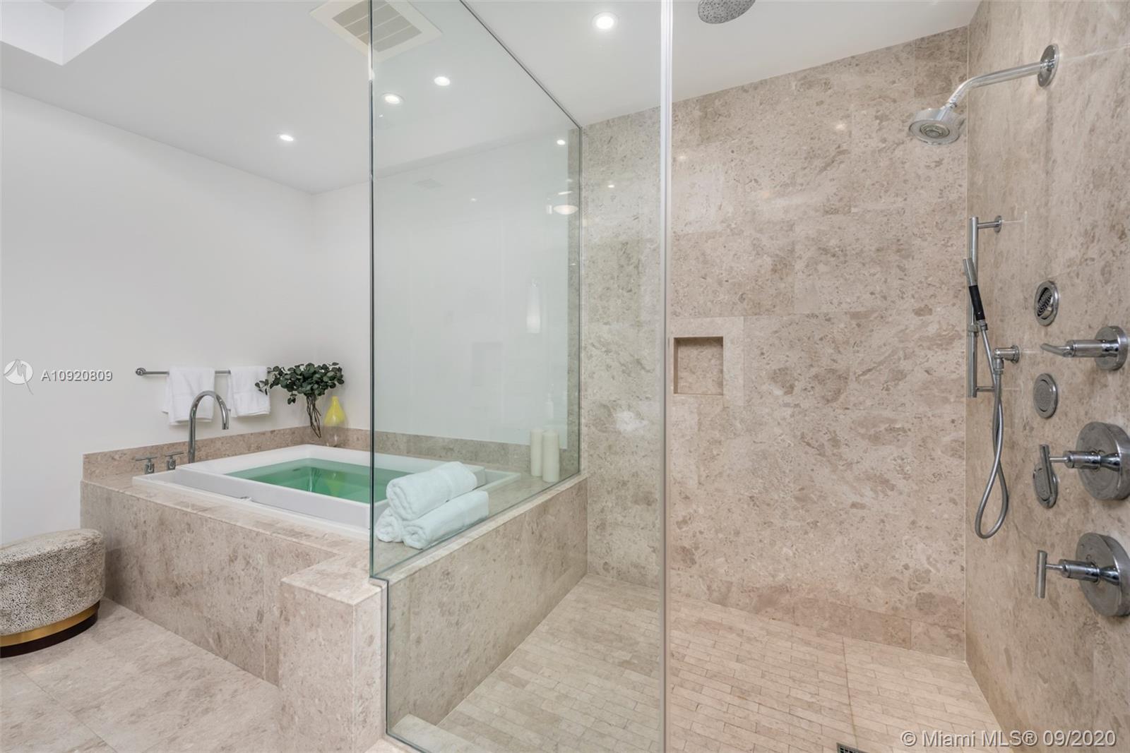 St Regis North Tower - Residential