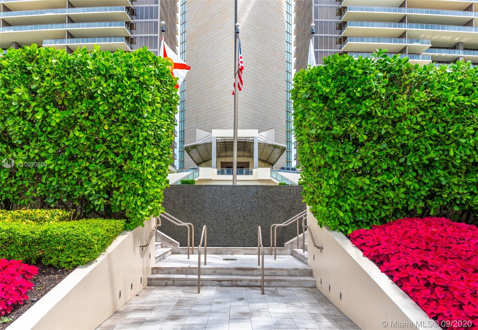 St Regis North Tower - Residential