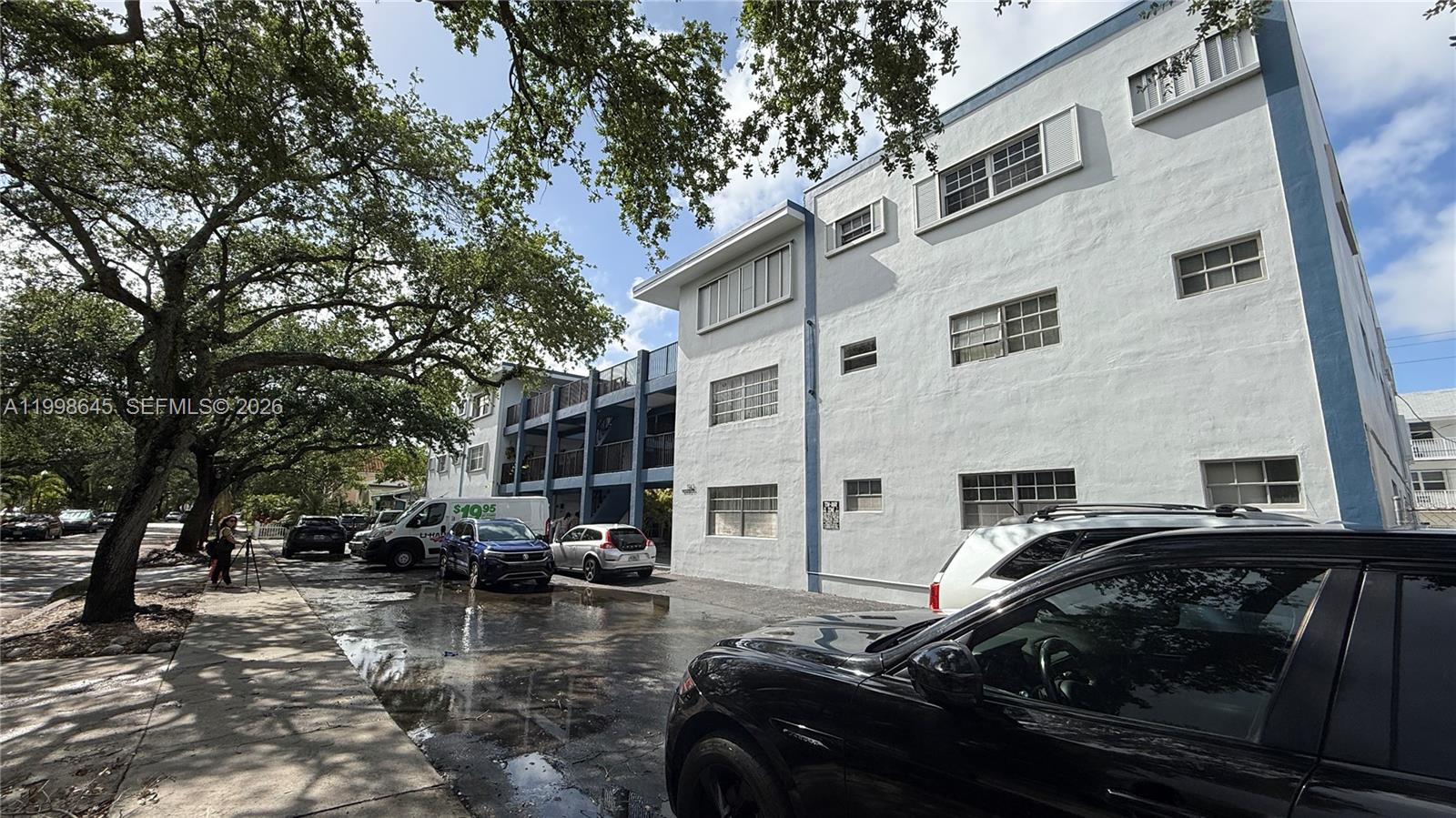 BARCLAY ARMS CONDO - Residential