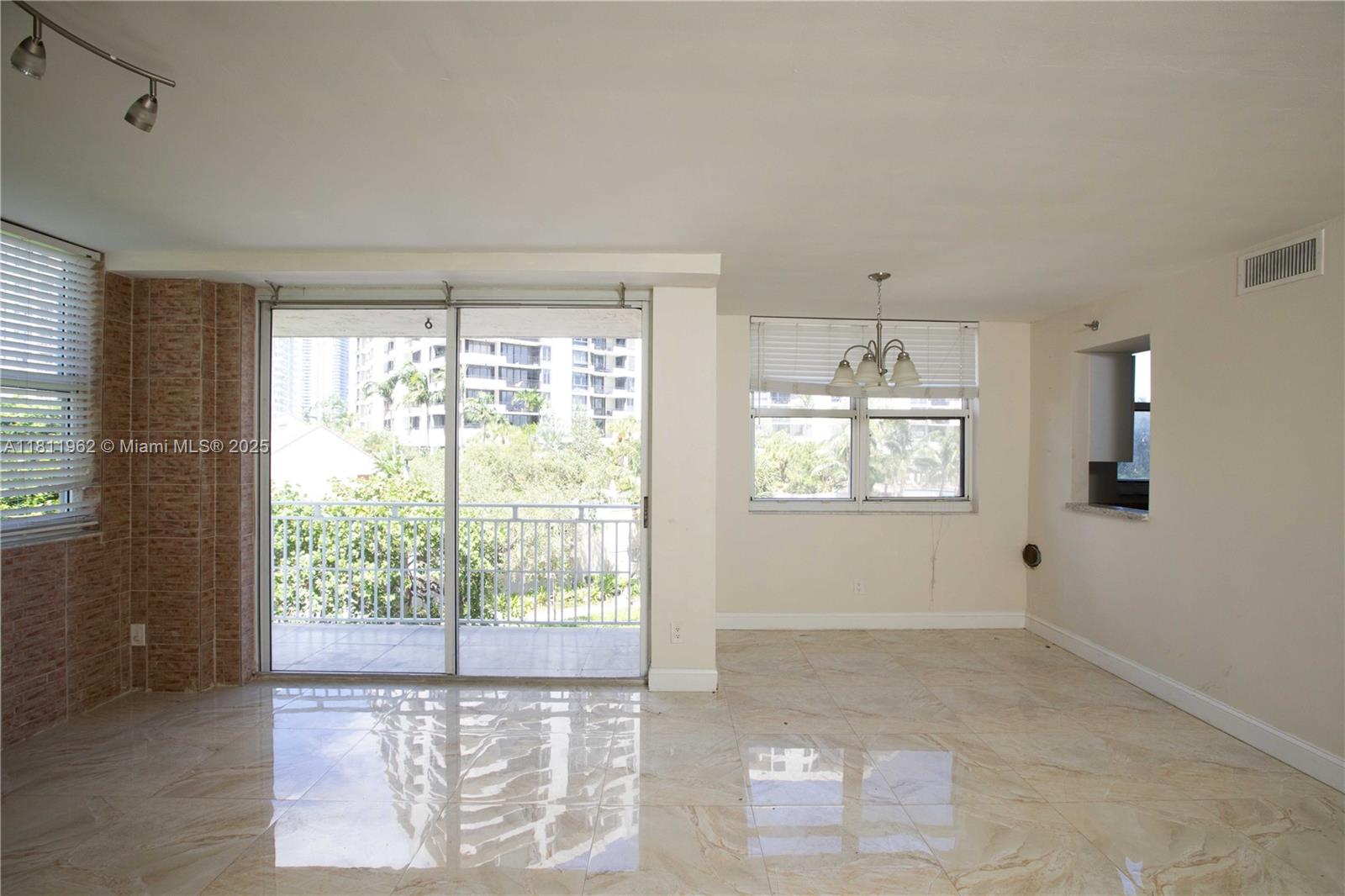 ISOLA CONDO - Residential Lease