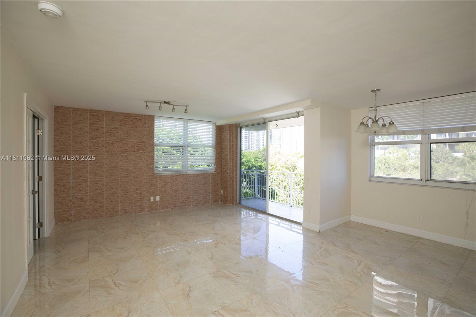 ISOLA CONDO - Residential Lease
