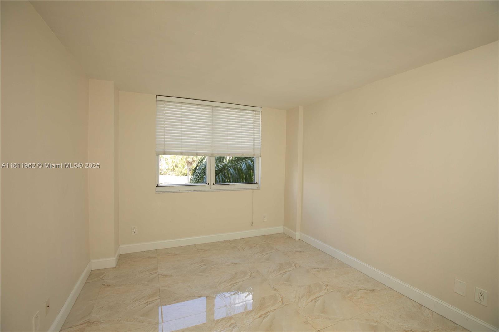 ISOLA CONDO - Residential Lease