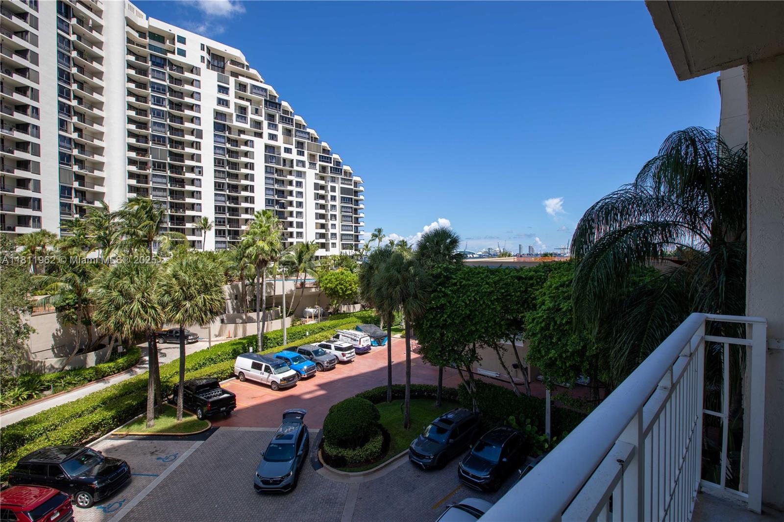 ISOLA CONDO - Residential Lease