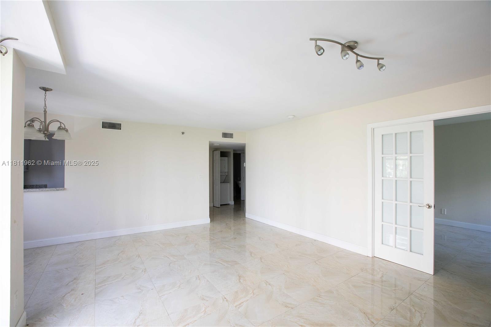 ISOLA CONDO - Residential Lease