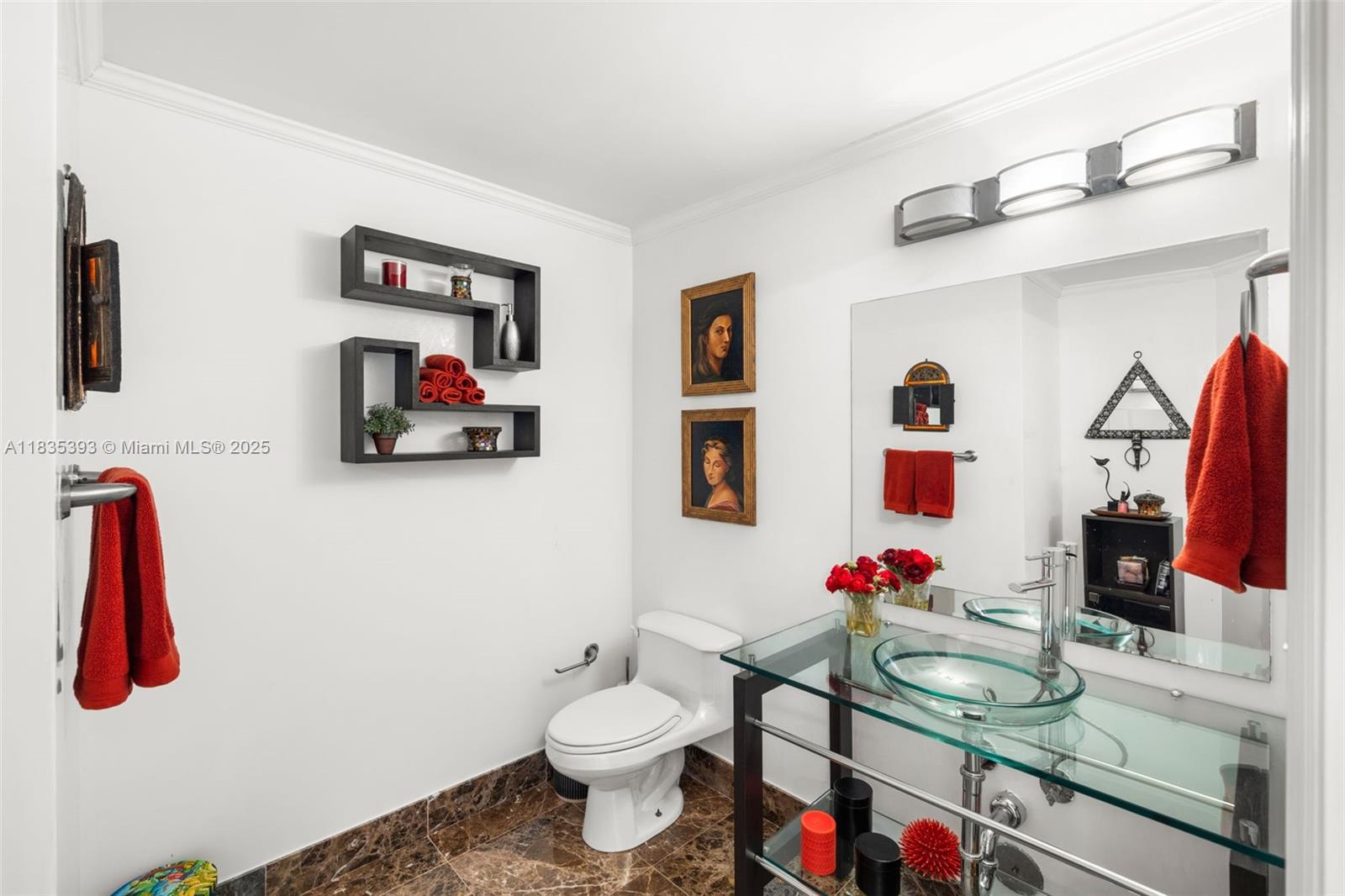 BLUE DIAMOND CONDO - Residential Lease