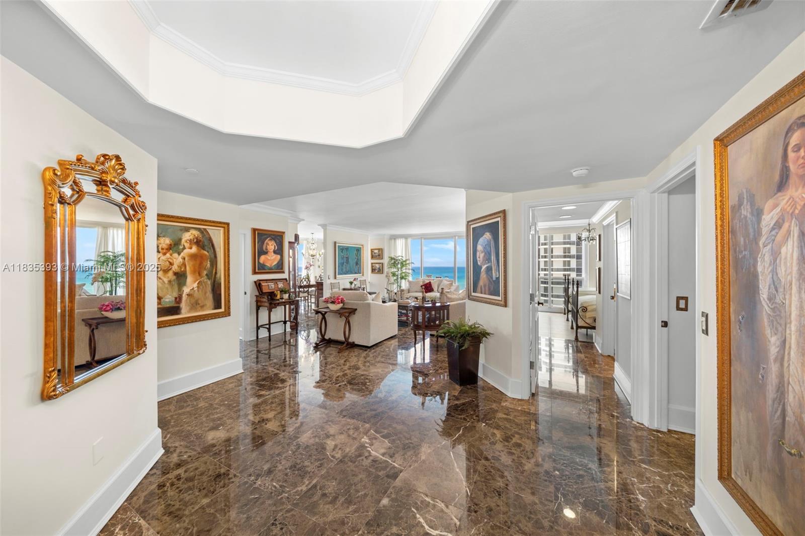 4779 Collins Ave 2203