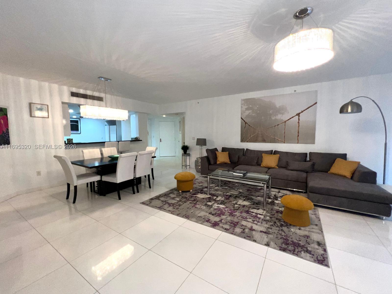 SOLIMAR CONDO - Residential