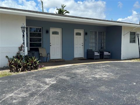 4671 SW 43rd Ter Dania Beach FL 33314