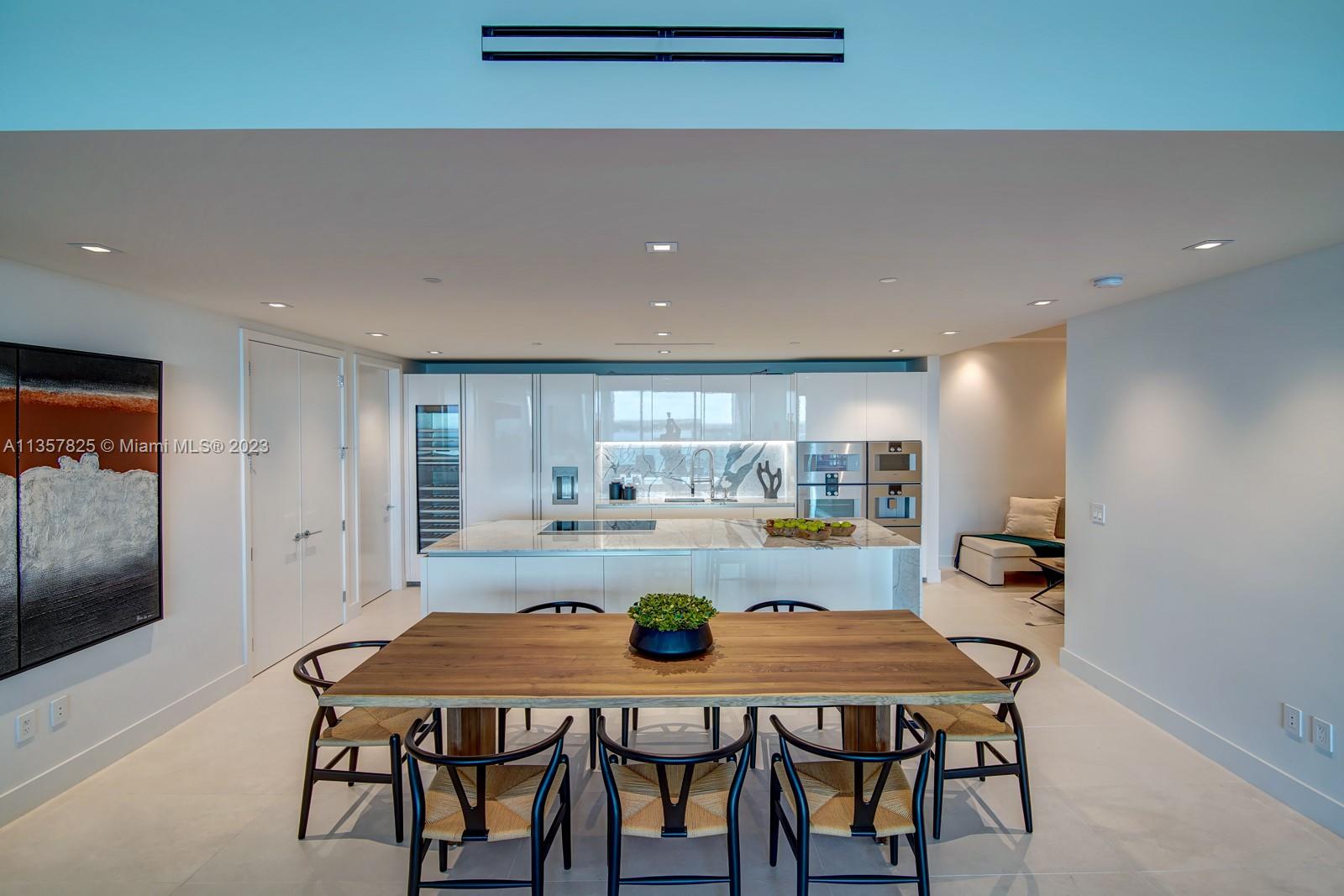 OCEANA BAL HARBOUR CONDO - Residential