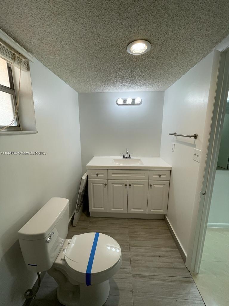 POLYNESIAN GARDENS CONDOM - Residential Lease