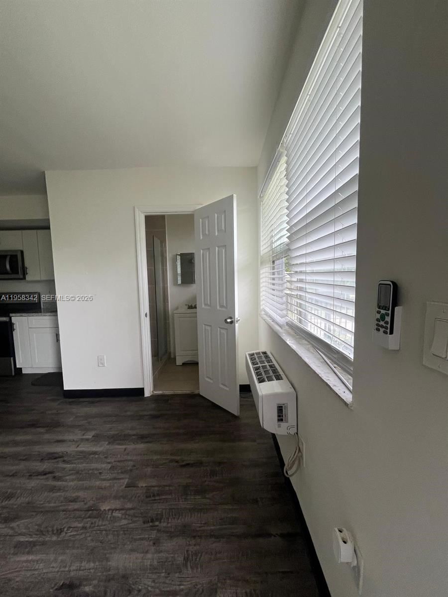 MIAMI NORTH - Residential Lease