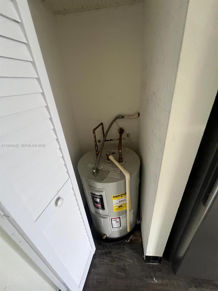 MIAMI NORTH - Residential Lease