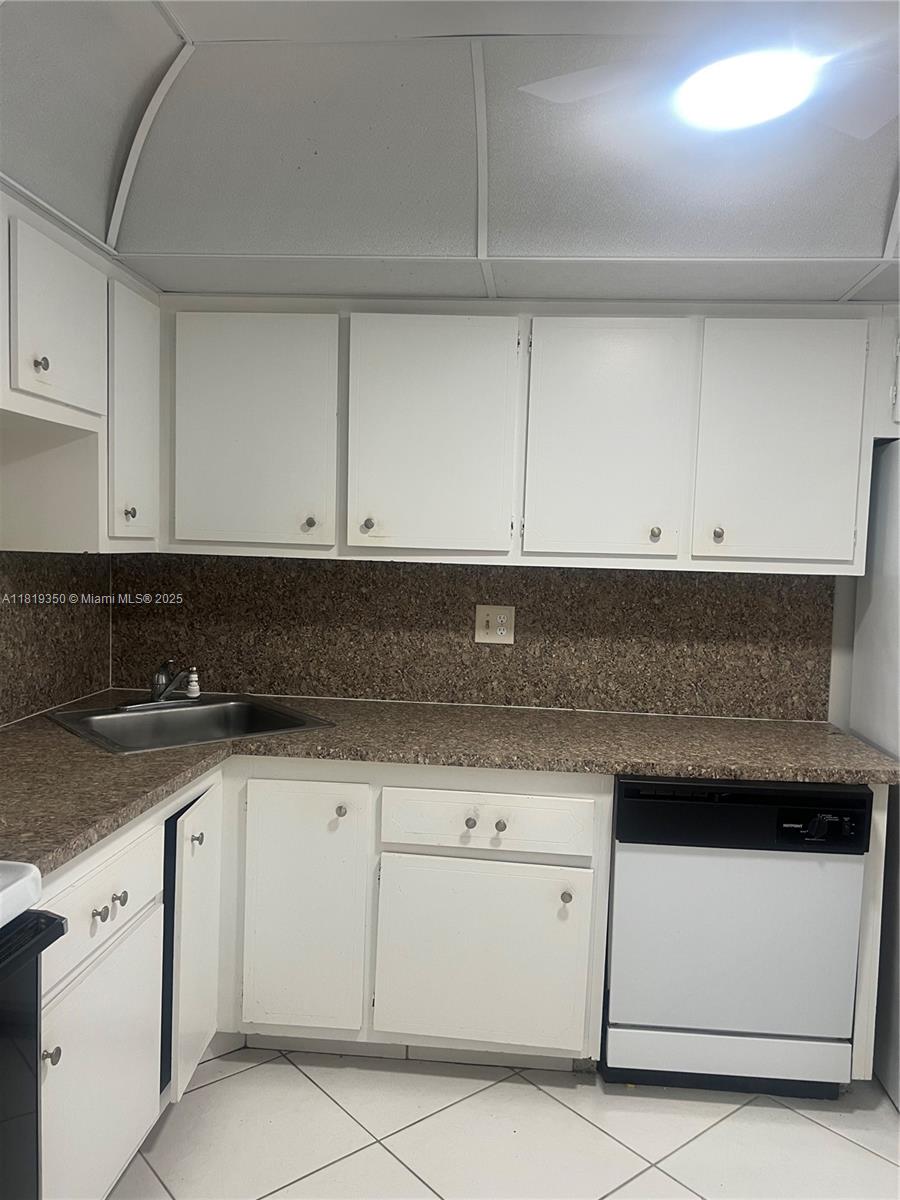 BERMUDA CLUB FIVE CONDO - Residential Lease