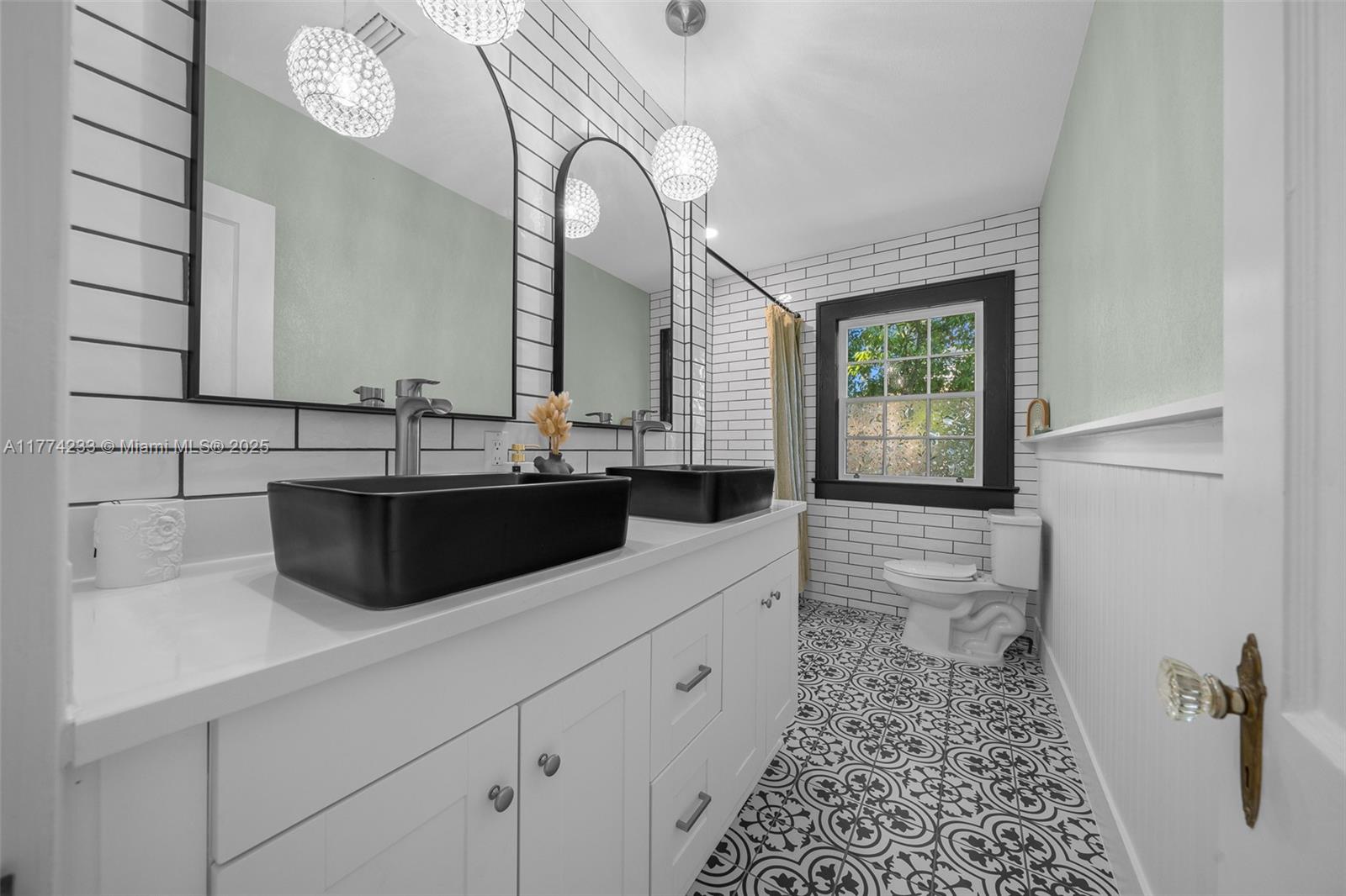 WYOMINA TER/CREST/PARK - Residential