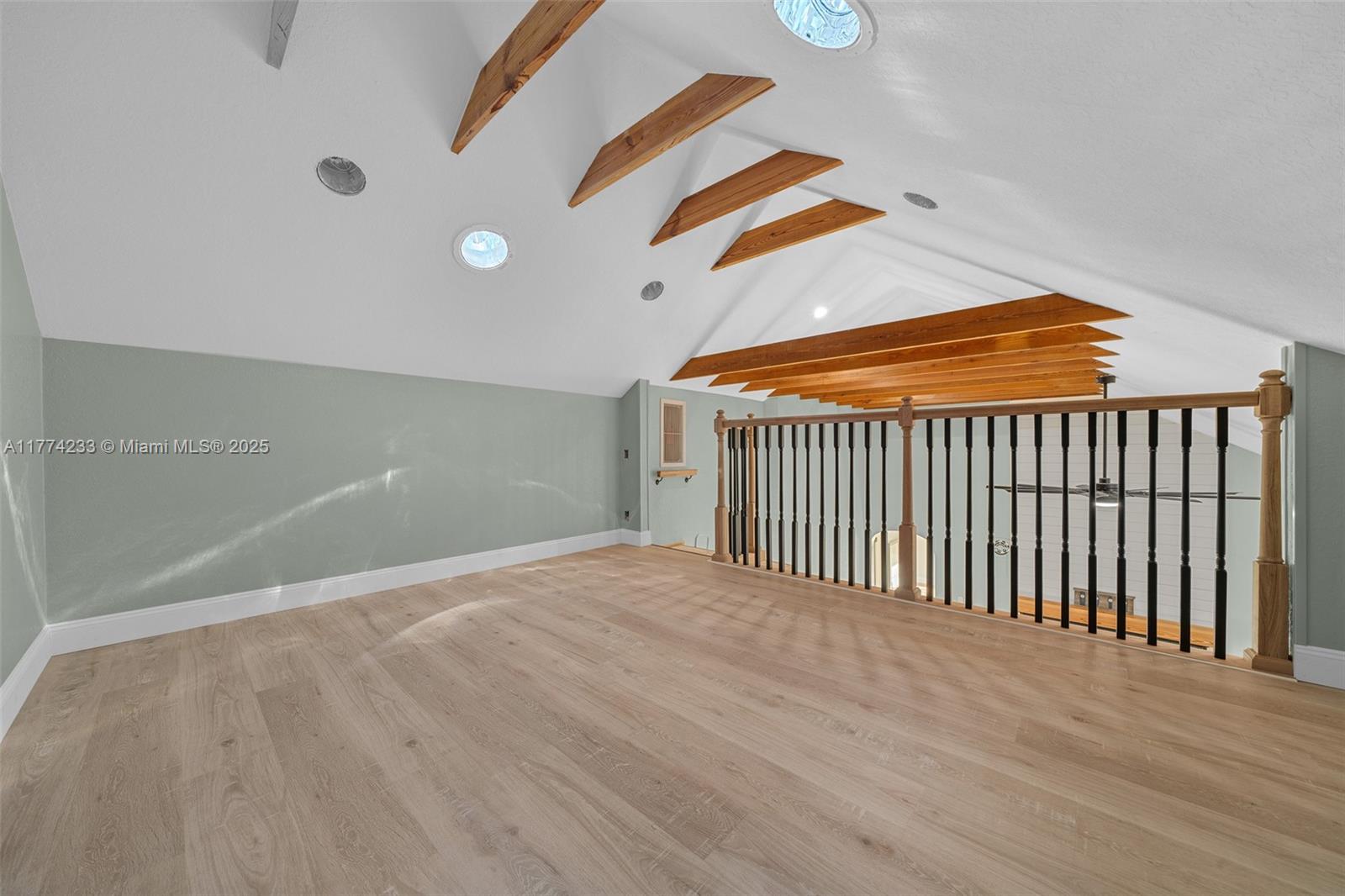 WYOMINA TER/CREST/PARK - Residential