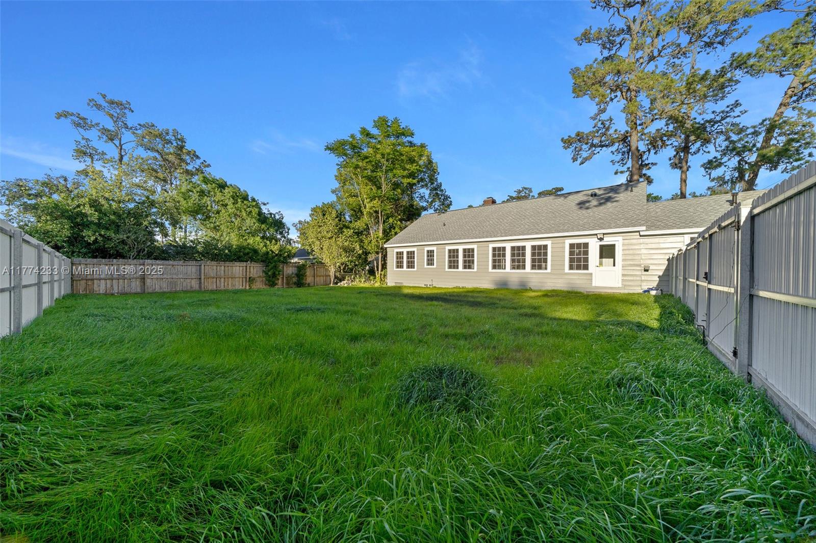 WYOMINA TER/CREST/PARK - Residential