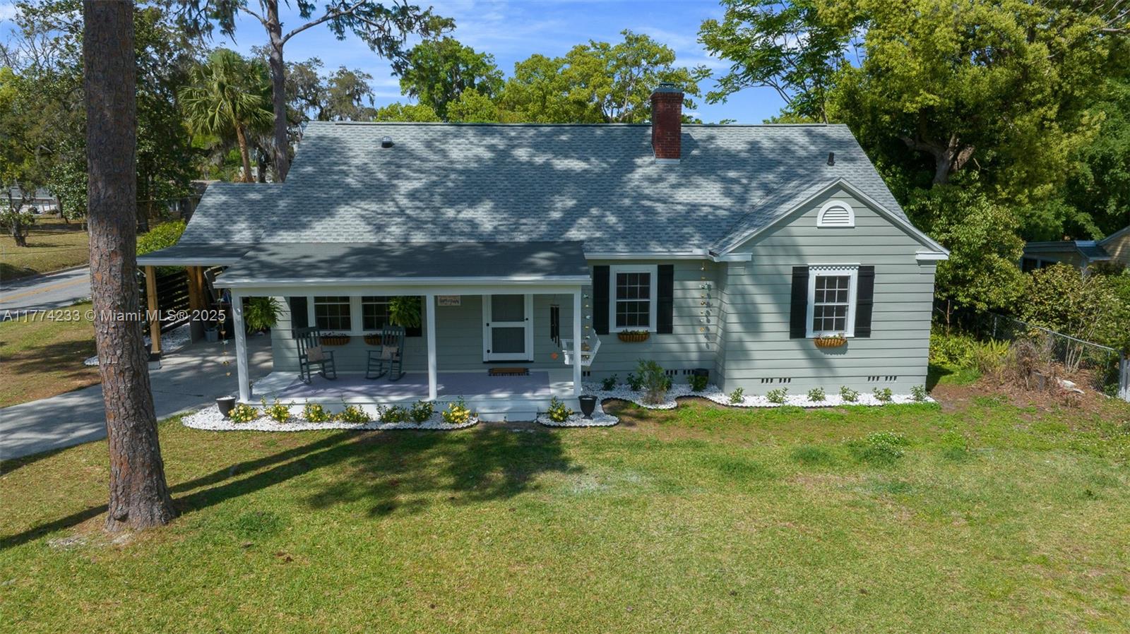 WYOMINA TER/CREST/PARK - Residential