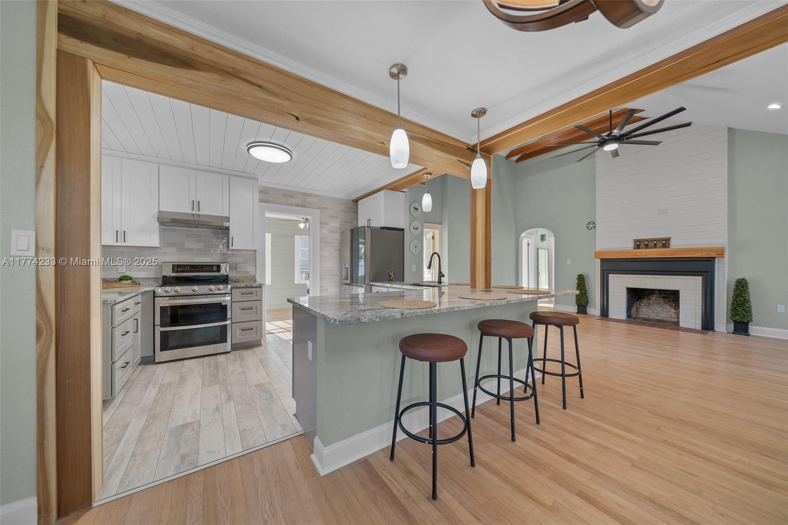 WYOMINA TER/CREST/PARK - Residential