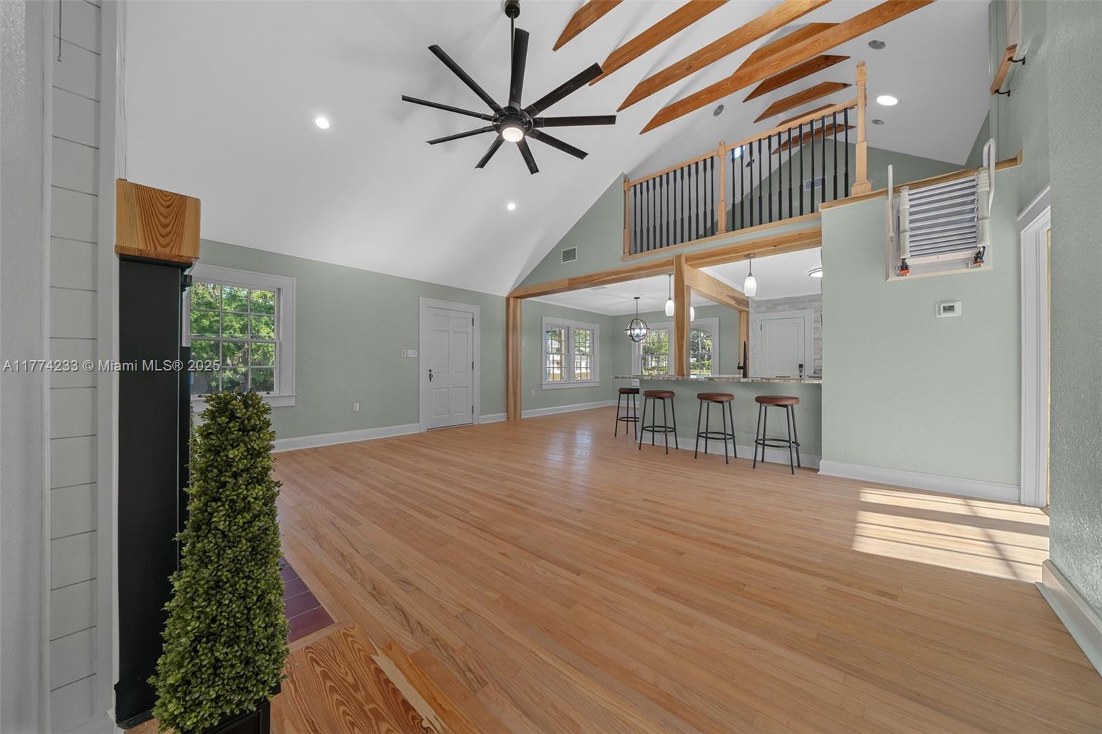 WYOMINA TER/CREST/PARK - Residential