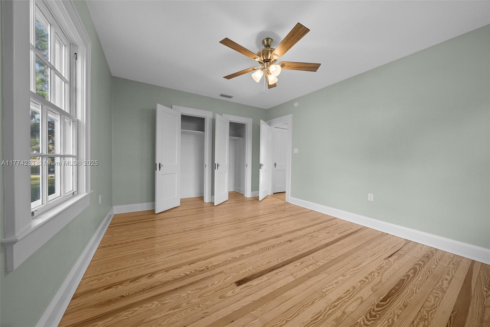 WYOMINA TER/CREST/PARK - Residential