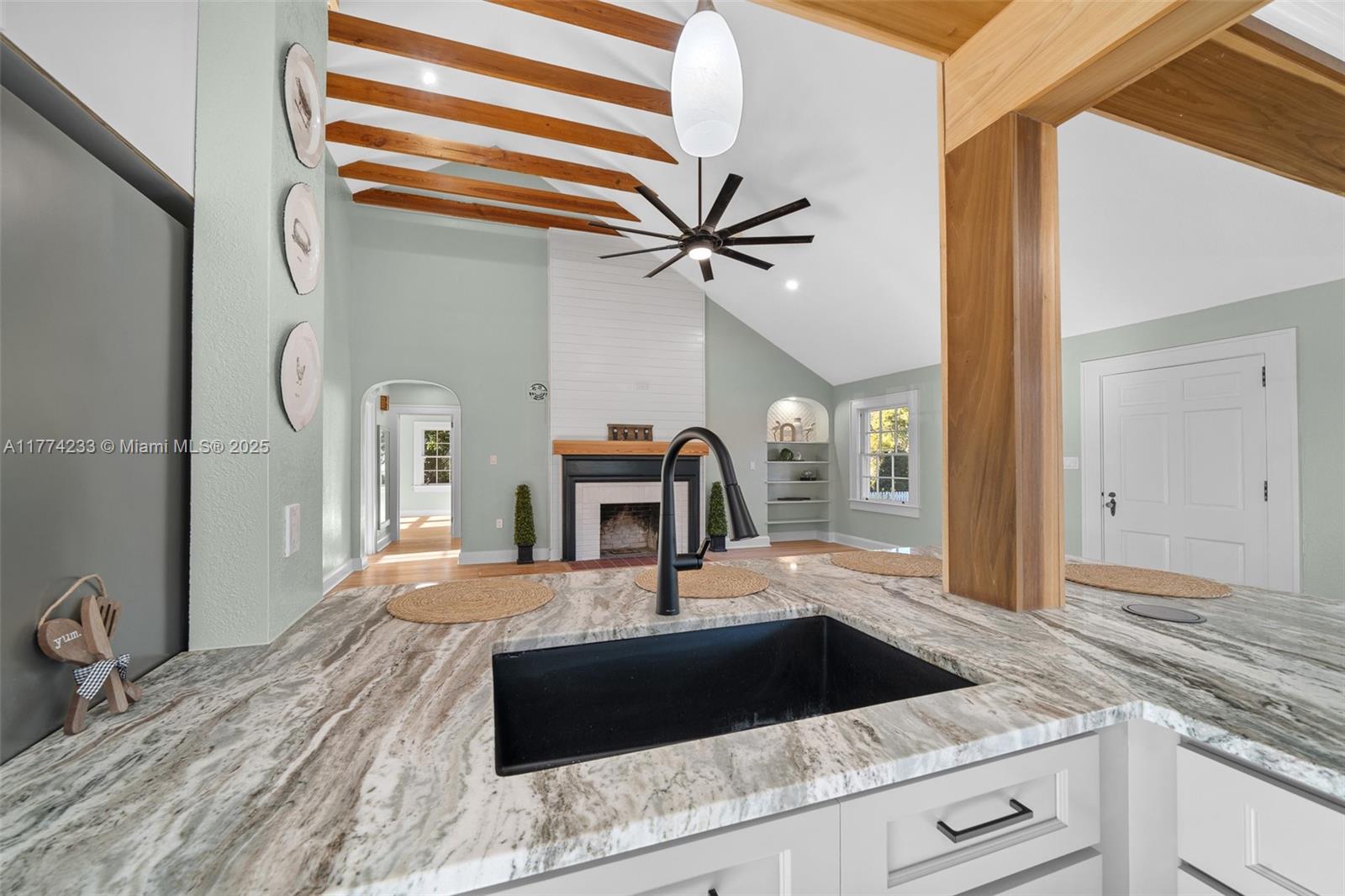WYOMINA TER/CREST/PARK - Residential