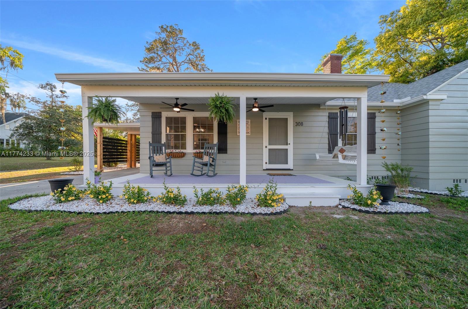WYOMINA TER/CREST/PARK - Residential
