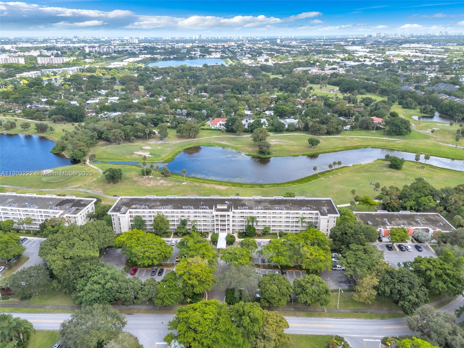 NO 94 PALM-AIRE COUNTRY C - Residential Lease