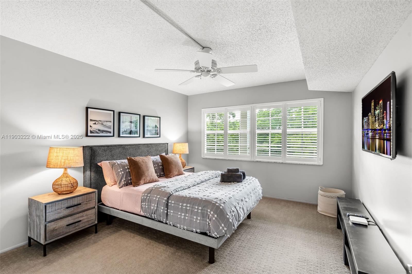 NO 94 PALM-AIRE COUNTRY C - Residential Lease