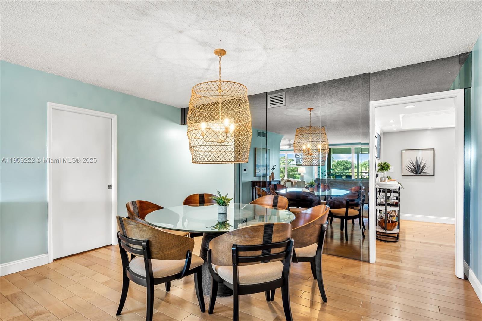 NO 94 PALM-AIRE COUNTRY C - Residential Lease