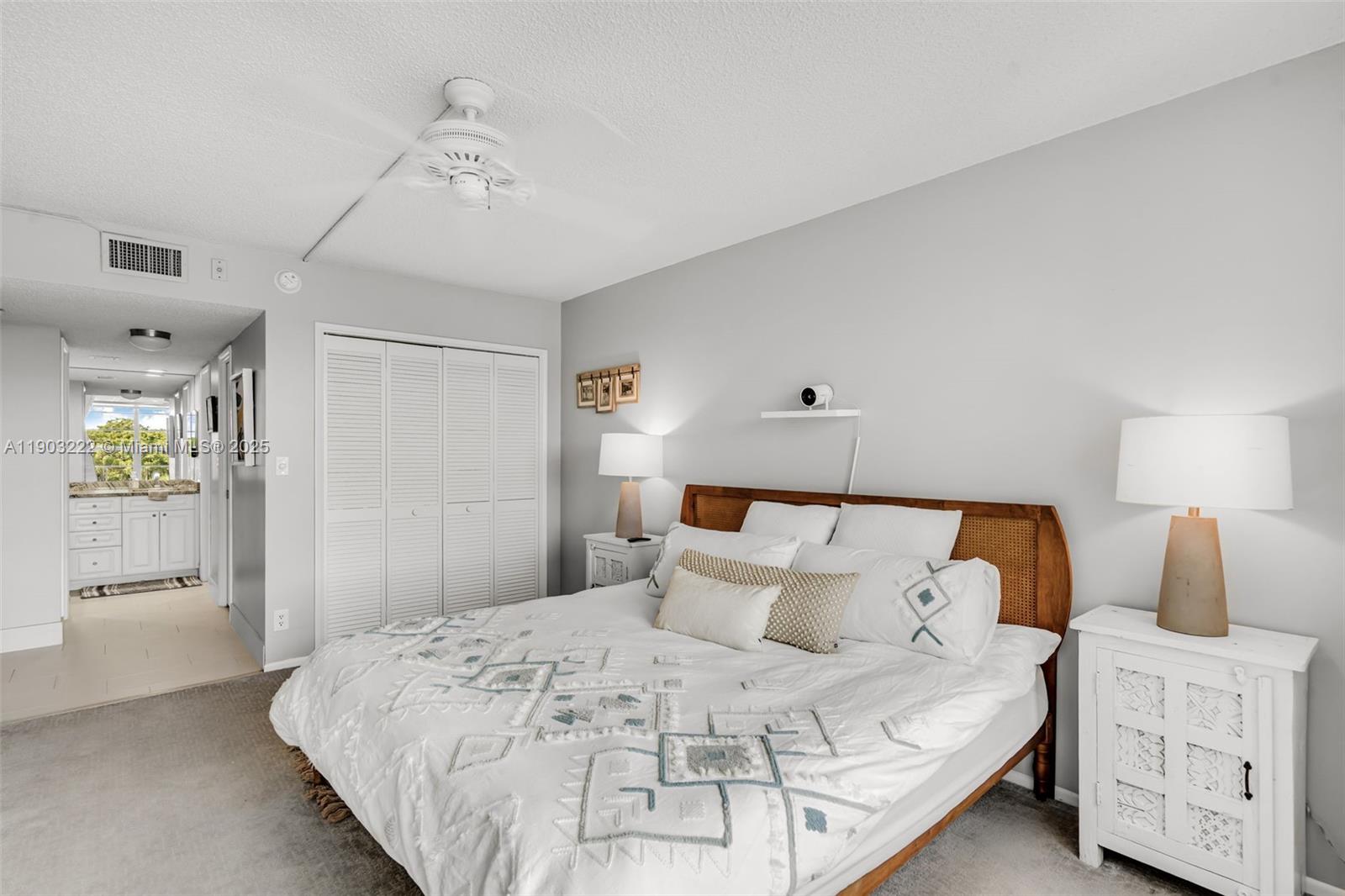 NO 94 PALM-AIRE COUNTRY C - Residential Lease