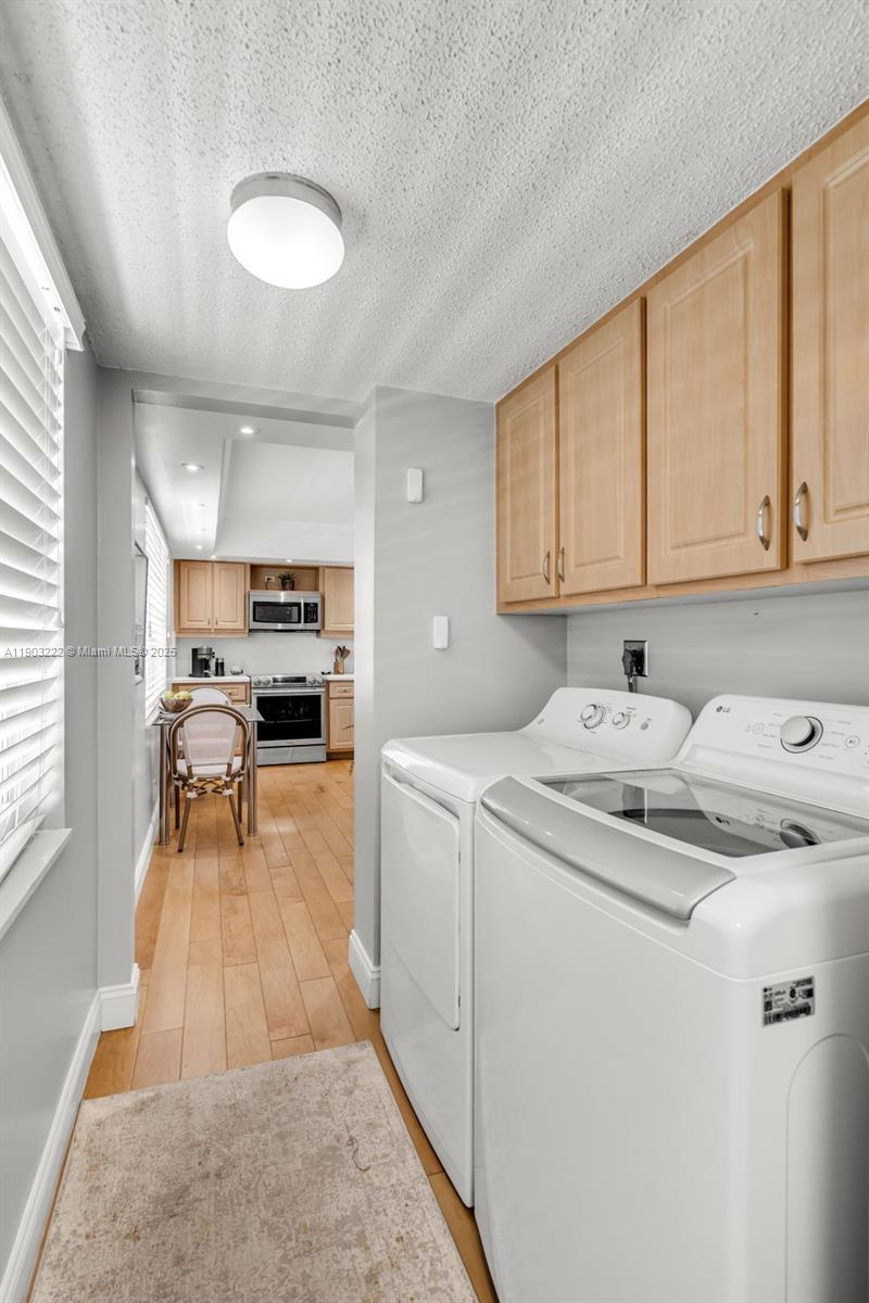 NO 94 PALM-AIRE COUNTRY C - Residential Lease