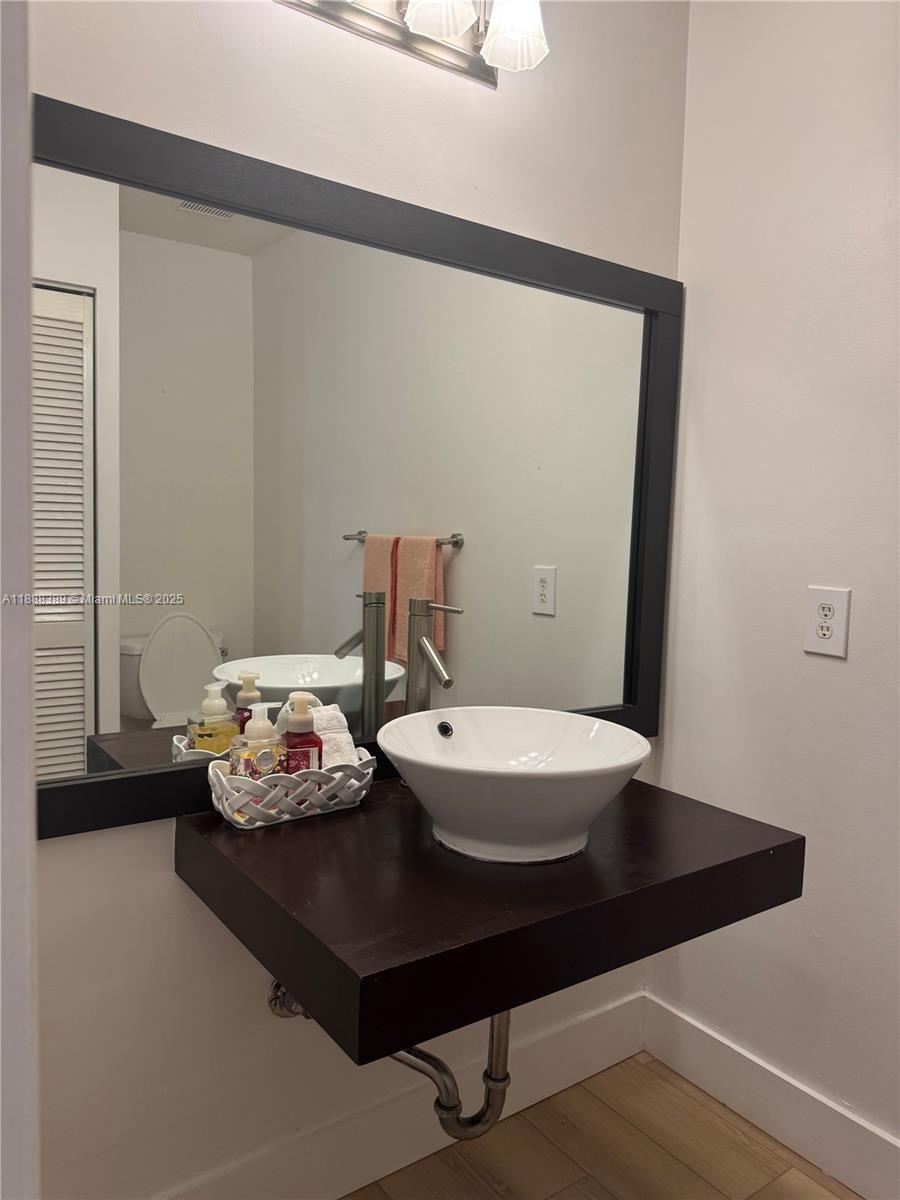 DORAL GREENS - Residential Lease
