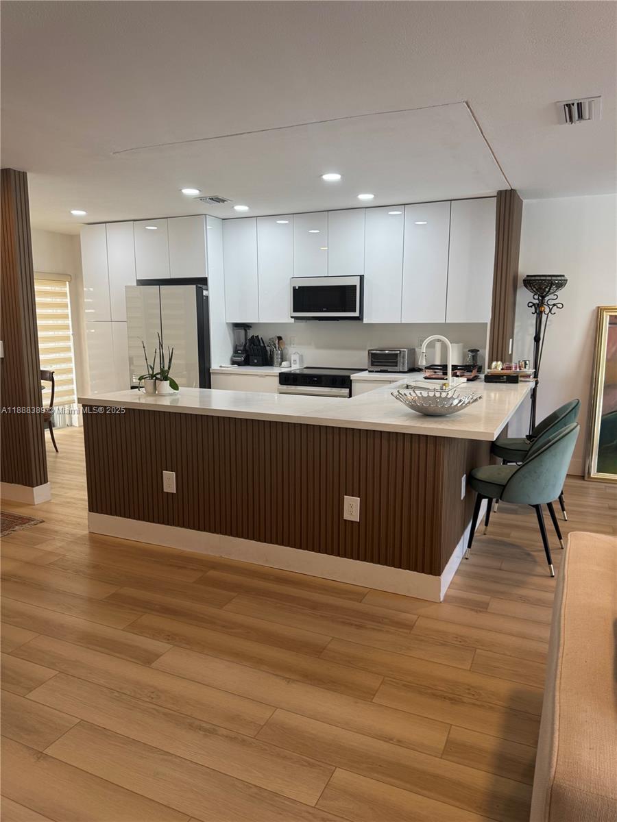 DORAL GREENS - Residential Lease