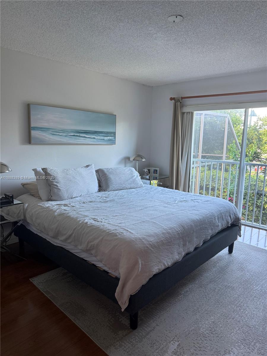 DORAL GREENS - Residential Lease