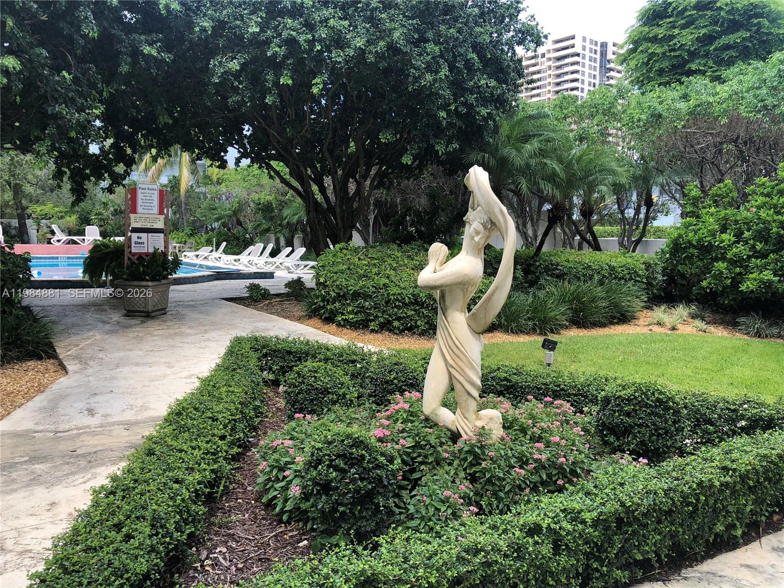 THE MANTELL CONDO - Residential